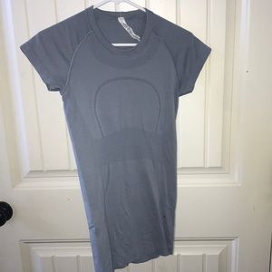 Lululemon shirt